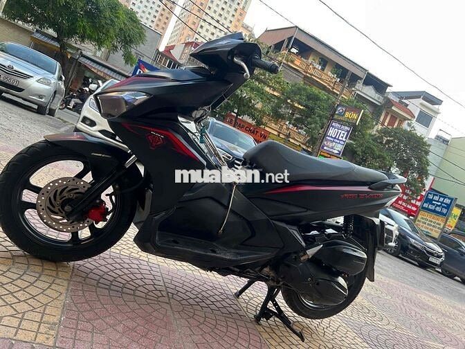 Honda Air Blade Đen