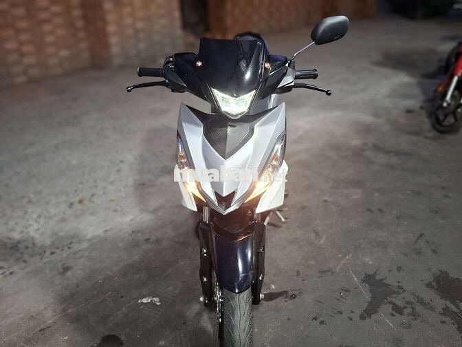 Honda Winner V1 Trắng đen