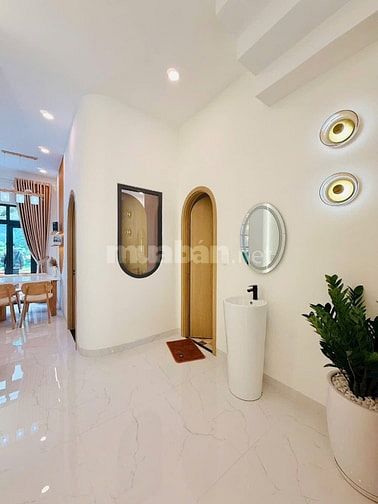 CHỈ 2TY1/ 74M² NỞ HẬU 8M – NHÀ PHAN VĂN TRỊ PHONG CÁCH RESORT GIỮA GV 