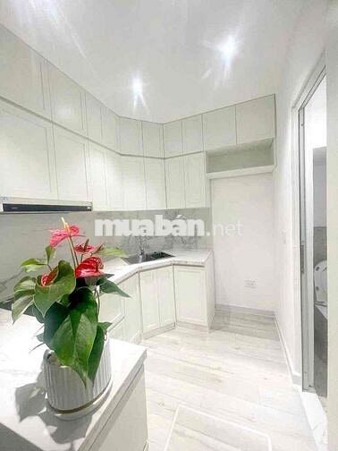 11 Tỷ-  LÁNG HẠ - 34m x 6T x mt 5,2 - LÔ GÓC - THANG MÁY