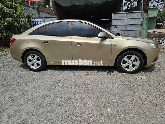 Chevrolet Cruze 2011 Vàng cát