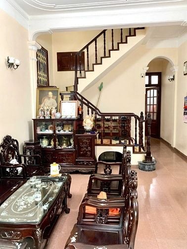 Bán nhà phố Minh Khai 50m2, xây 5 tầng, chính chủ, gần đường lớn
