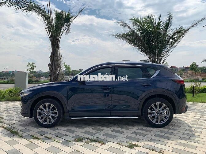 Mazda CX5 2021 Premium Xanh 6 vạn km