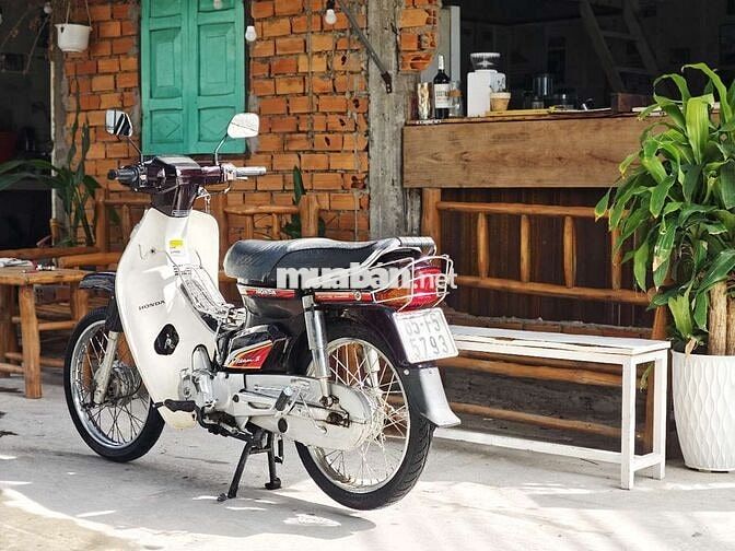 Honda Dream