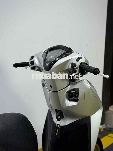 Honda Lead 125 2018 Bạc Đen