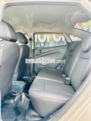 Ford Sport Tự Động
