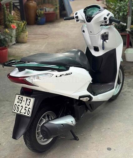 Honda Lead 2017 Trắng ngọc trai