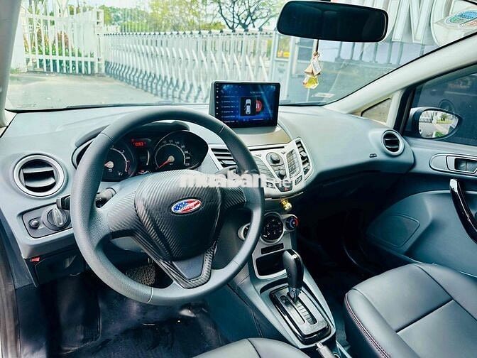 Ford Sport Tự Động
