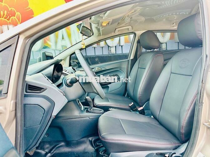 Ford Sport Tự Động
