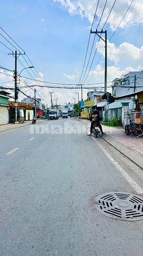 Bán đất 387m2 vị trí góc 2 mặt tiền đường nhựa rộng 12m