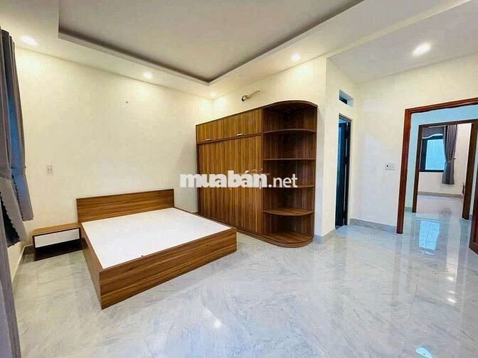 Nhà Mới 5m x 15m  1lửng 2lầu 4pn 6wc 