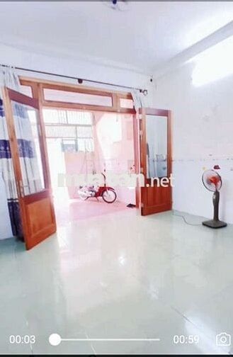 cho thuê nhà 1 trệt 1 lầu 1pn 2wc, cổng để xe 