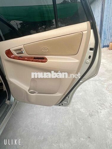 Toyota Innova 2007 Bạc 7 chỗ