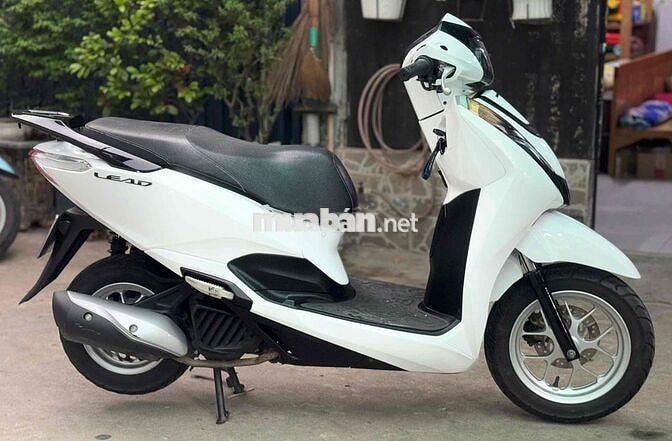 Honda Lead 2017 Trắng ngọc trai