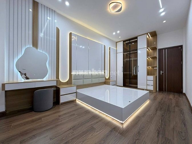 Bán Nhà Kim Giang, Hoàng Mai 36m, 4 tầng mt 3.3m, giá 8.9 tỷ.