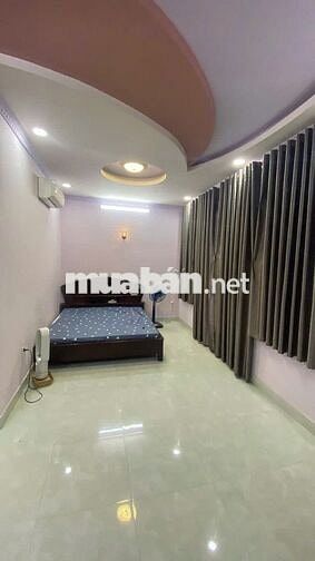 CHÚ NĂM BÁN NHÀ 3 TẦNG 228m2 QUẬN 12 CÓ SỔ HỒNG RIÊNG