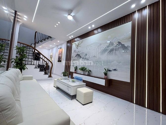 Bán Nhà Kim Giang, Hoàng Mai 36m, 4 tầng mt 3.3m, giá 8.9 tỷ.