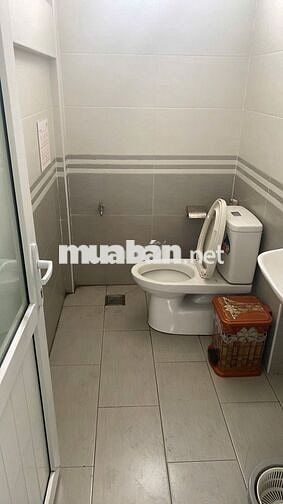 CHÚ NĂM BÁN NHÀ 3 TẦNG 228m2 QUẬN 12 CÓ SỔ HỒNG RIÊNG