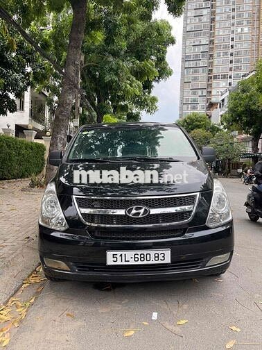 Hyundai Starex 2014 3 chỗ Đen