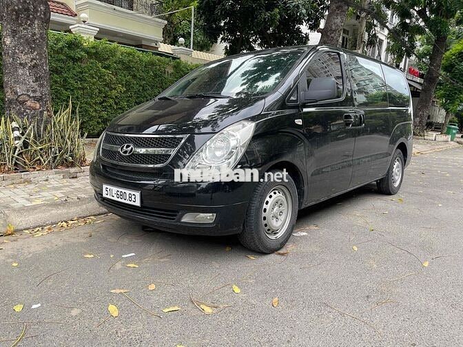 Hyundai Starex 2014 3 chỗ Đen