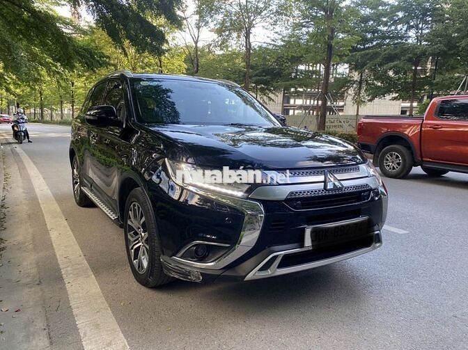 Mitsubishi Outlander 2018 2.4 Đen