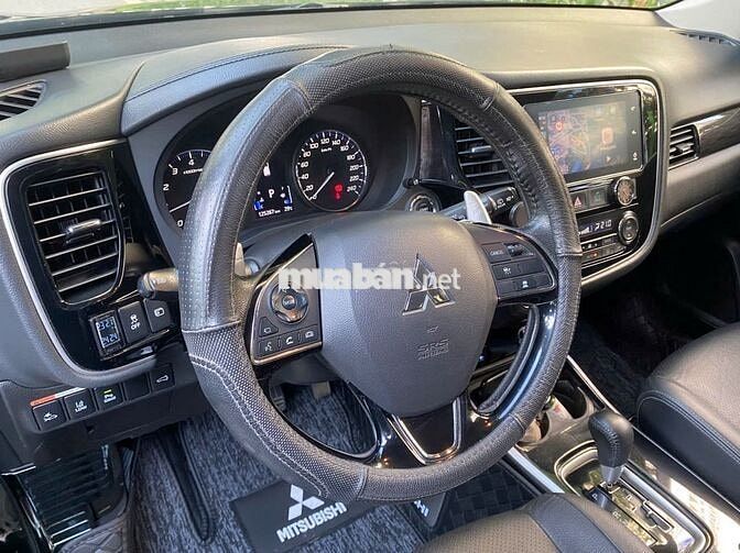Mitsubishi Outlander 2018 2.4 Đen