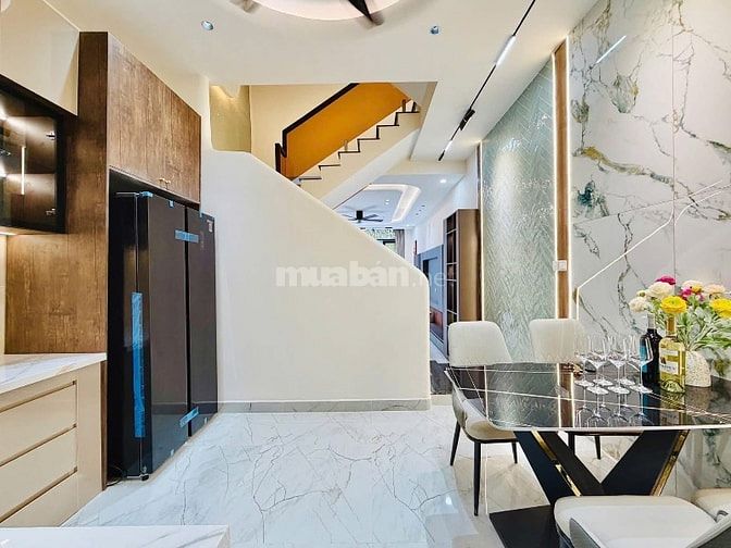 Bán nhà 2 TỶ 290 đường Bùi Đình Tuý Bình P24 Bình Thạnh diện tích 49m2