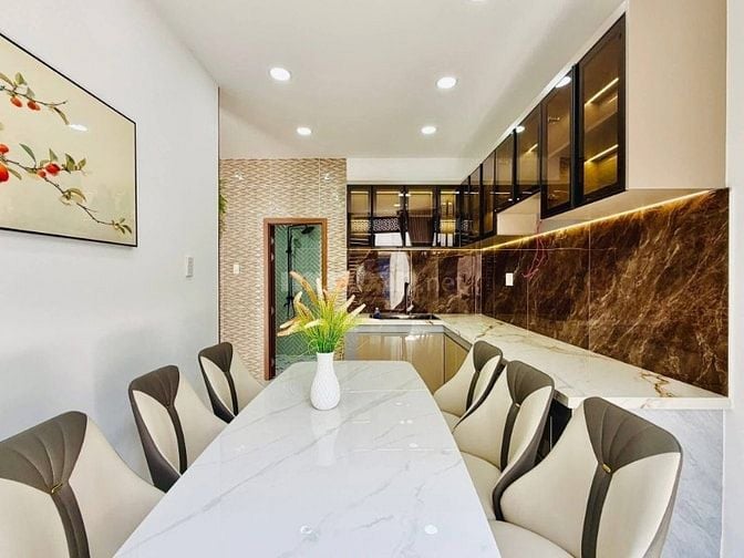 CHỐT NHANH NHÀ NGUYỄN XÍ 36M2 1TY99 – HẺM XE HƠI - GẦN TRƯỜNG ĐẠI HỌC