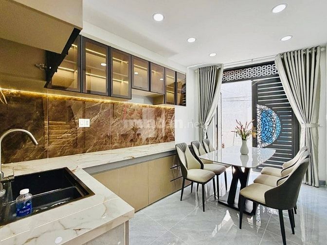 CHỐT NHANH NHÀ NGUYỄN XÍ 36M2 1TY99 – HẺM XE HƠI - GẦN TRƯỜNG ĐẠI HỌC