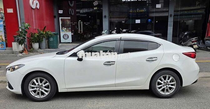 Mazda 3 AT 1.5 12/2016 Trắng Sedan
