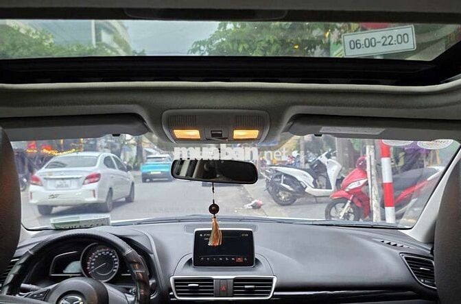 Mazda 3 AT 1.5 12/2016 Trắng Sedan