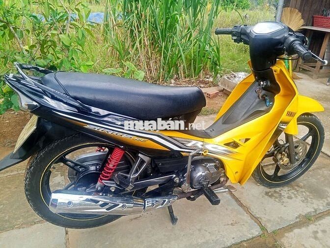 Yamaha Sirius màu Vàng