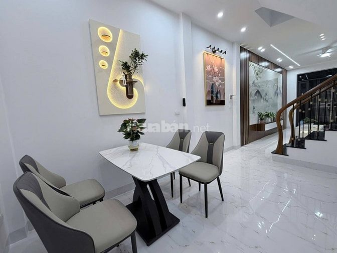 Bán Nhà Kim Giang, Hoàng Mai 36m, 4 tầng mt 3.3m, giá 8.9 tỷ.