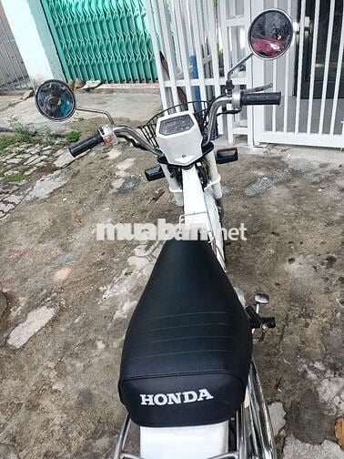 Honda Chaly màu Trắng