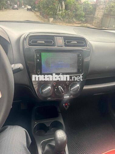 Mitsubishi Mirage Xám