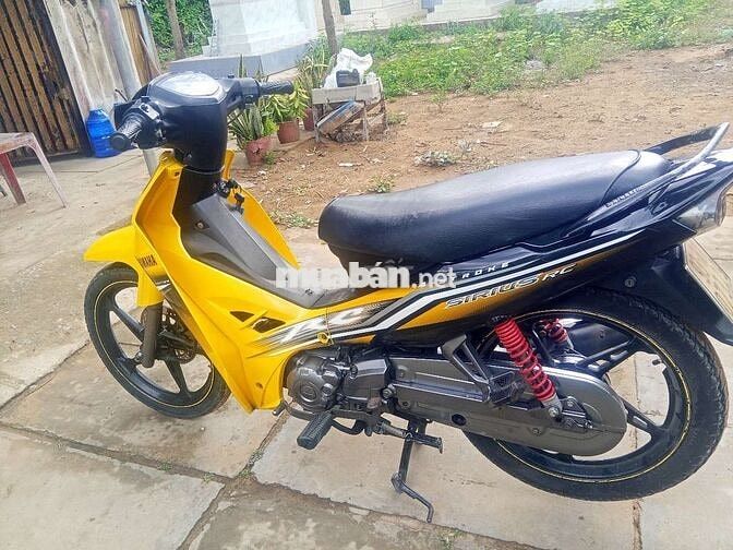 Yamaha Sirius màu Vàng