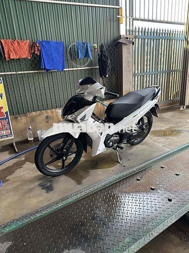 Honda Future Trắng 11120km