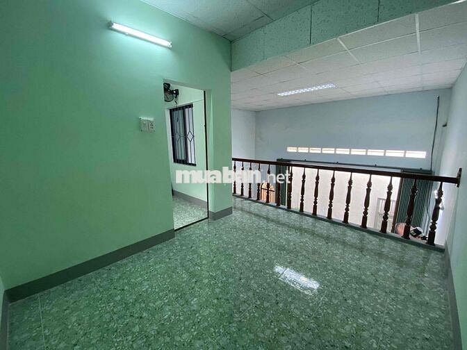 Cho thuê nhà hẻm ô tô trung tâm thành phố ,  full nội thất cơ bản.