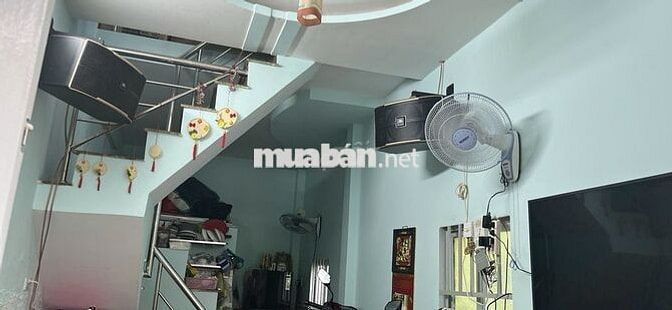 Nhà cho thuê nguyên căn. 01 trệt, 01 lầu, 01 phòng ngủ, 01 toilet
