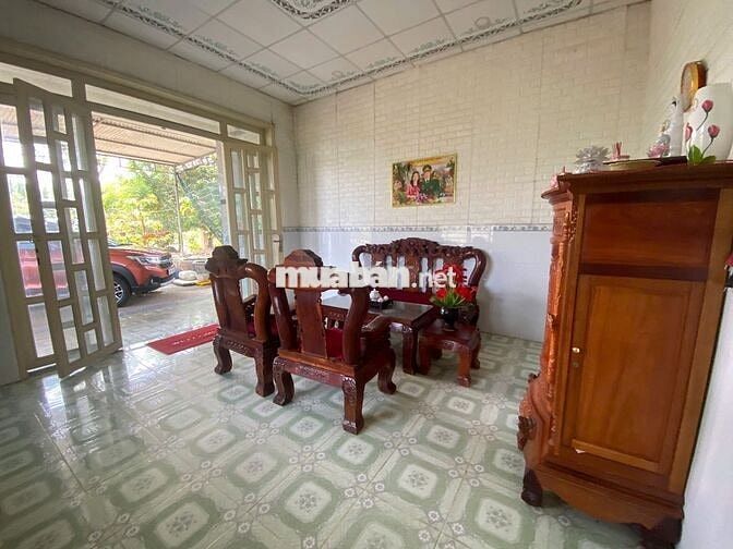 BÁN LÔ ĐẤT VƯỜN 1724M2 CÓ NHÀ CỬA ĐIỆN NƯỚC ĐẦY ĐỦ,CÓ THỔ CƯ,GIÁ 2,2 T