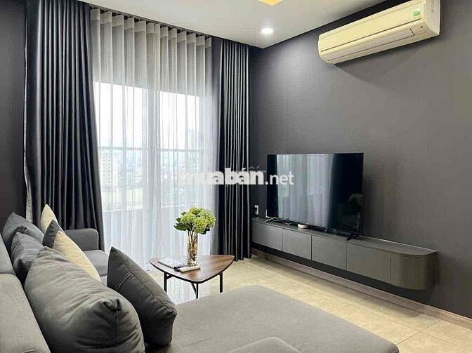 Căn hộ 3 phòng ngủ Monarchy trống sẵn giá chỉ 30 triệu