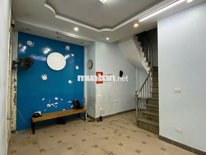 Chính Chủ Cho thuê nhà 5T số 27 mặt phố Hào Nam làm VP-KD 