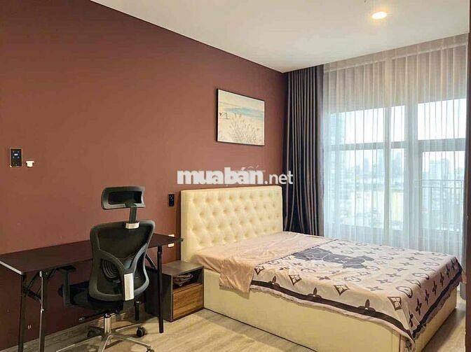 Căn hộ 3 phòng ngủ Monarchy trống sẵn giá chỉ 30 triệu