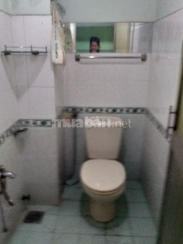 Bán nhà 676/7 VõVăn Kiệt p1q5 (