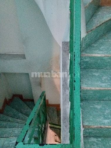 Bán nhà 676/7 VõVăn Kiệt p1q5 (