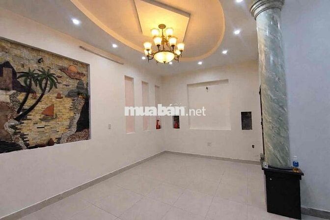 cho thuê tầng trệt trong căn biệt thự
