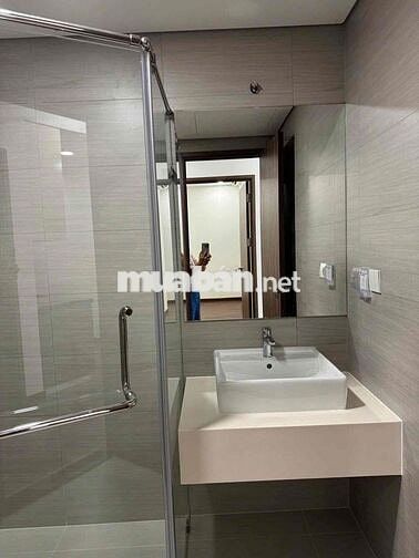 Bán Akari Võ Văn Kiệt 80m2 2PN, 2WC tầng cao view đẹp giá 4,85 t
