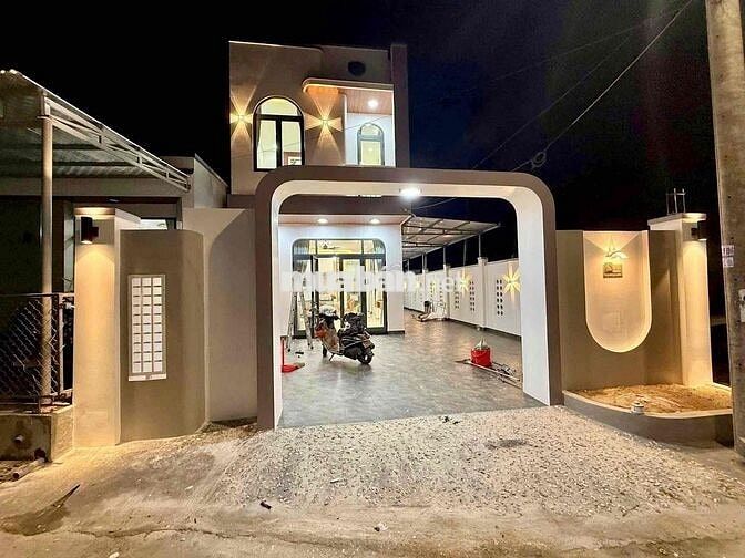 🔥Siêu Phẩm Nhà 2 Tầng 2 Mê trên lợp tôn Giáng Đông - Hoà Xuân - Đà Nẵn