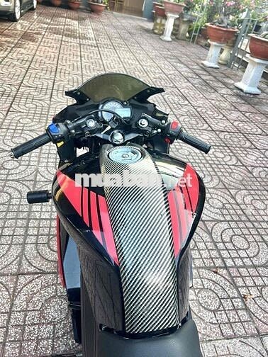 Phoenix 250cc Đen, Đỏ, Trắng