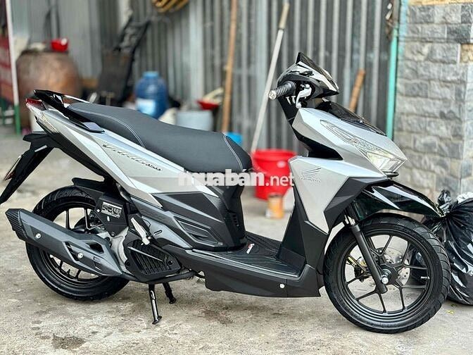 Honda Vario 125 2018 Bạc đen( Góp )